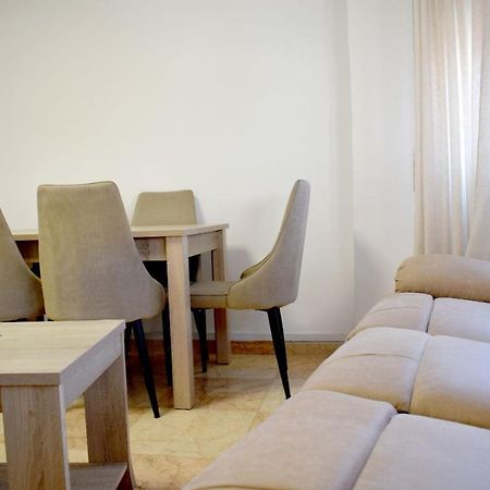 Apartamentos Atlas Terrassa II Exterior foto